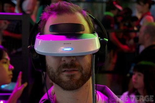 头盔战士下载中文版 